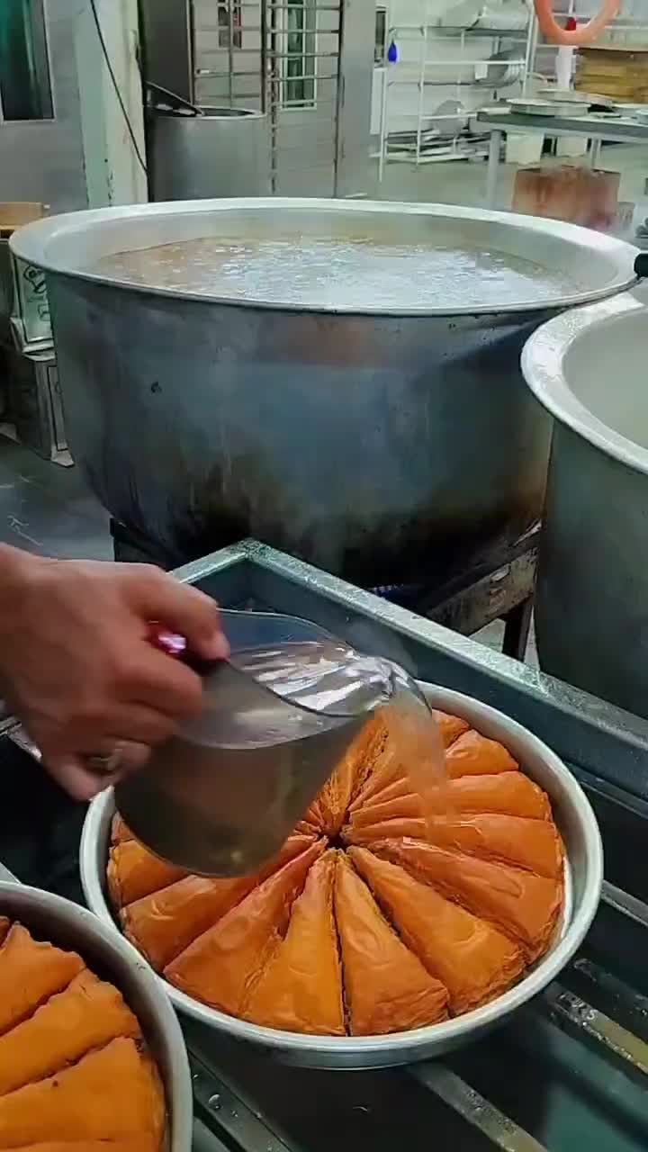 باقلوا کادایف|خوردنی و آشامیدنی|باسمنج, |دیوار