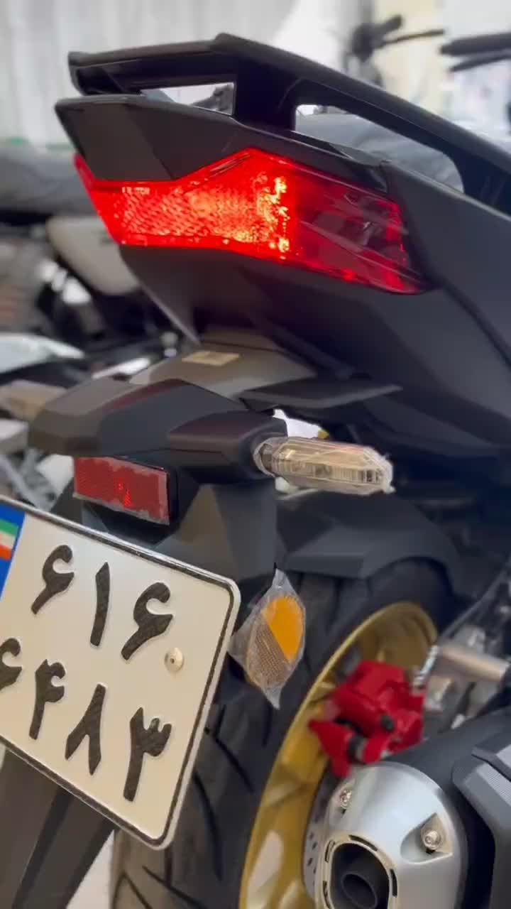 موتور طرح کلیک واریو ۱۸۰|موتورسیکلت|قم, کیوانفر|دیوار