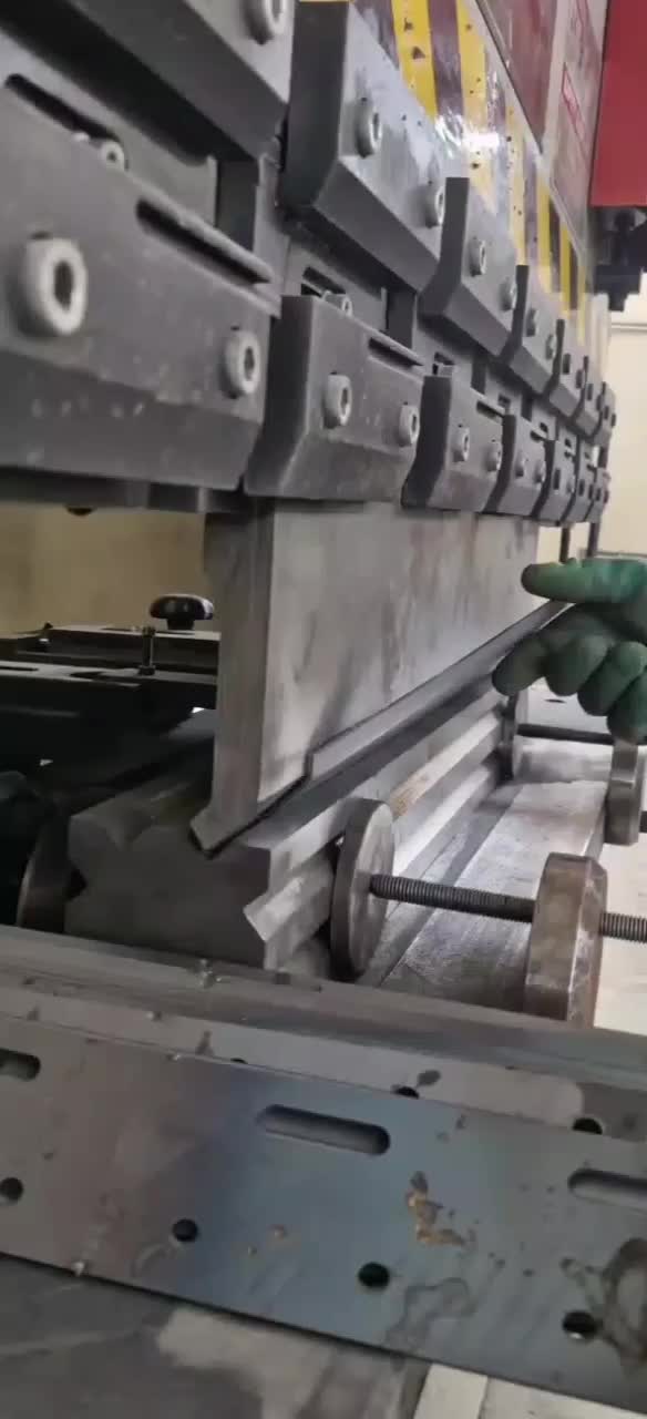 پایه های زمینی و دیواری زیروپوینت|کولر گازی و فنکوئل|تهران, نیروی هوایی (پیروزی)|دیوار