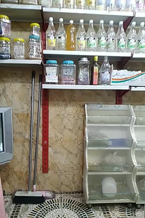 واگذاری عطاری امام رضا مغازه امتیاز ۷ ساله|اجارهٔ مغازه و غرفه|لاهیجان, یحی آباد|دیوار