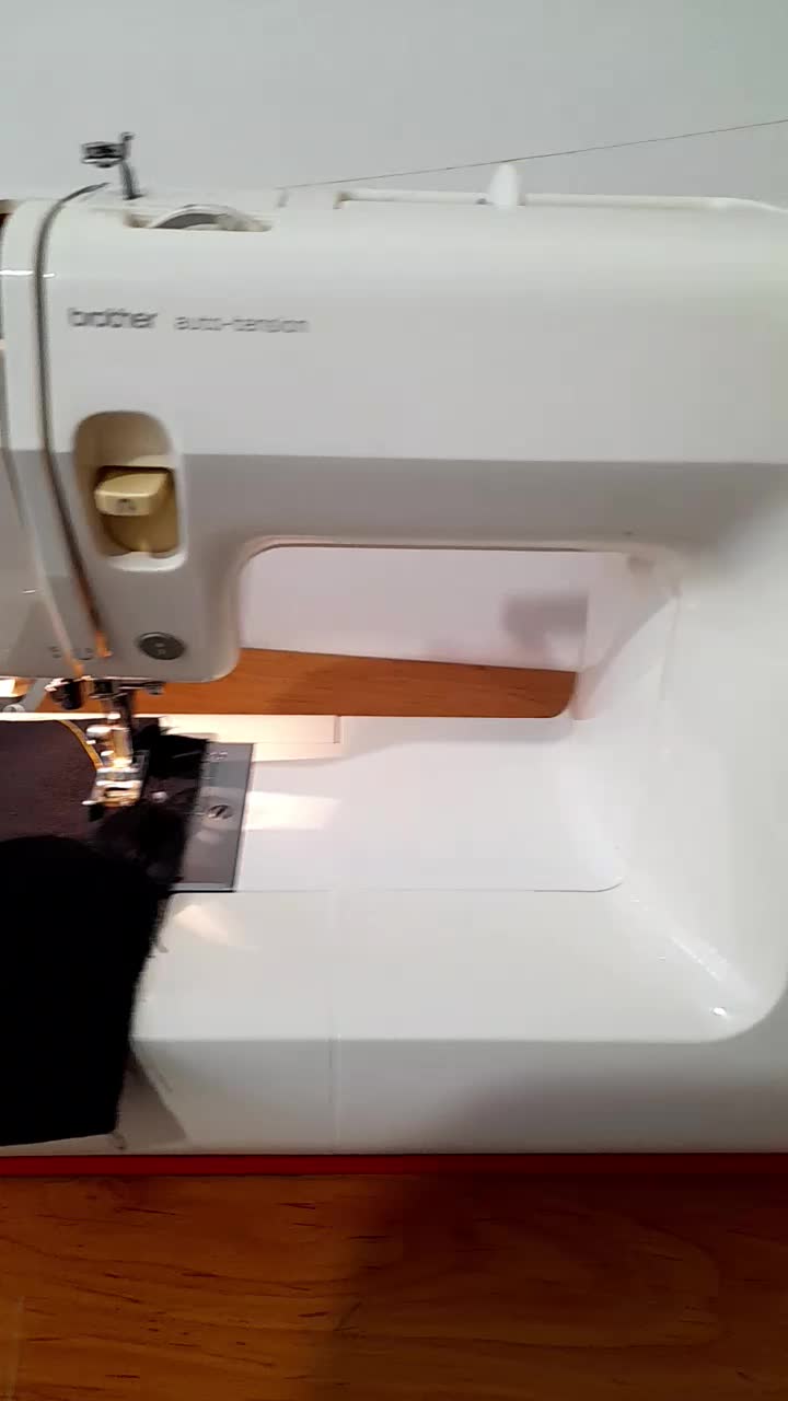 چرخ خیاطی ژانومه کاچیران یاسمین|چرخ خیاطی و ریسندگی|مشهد, رضاشهر|دیوار