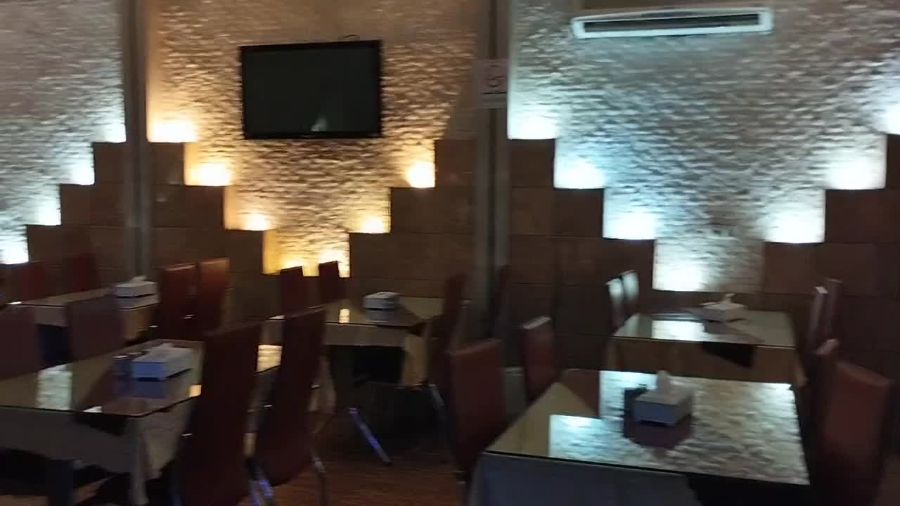 استخدام فوری آقا در رستوران - با حقوق و مزایای خوب|استخدام خدمات فروشگاه و رستوران|مشهد, بالا خیابان|دیوار
