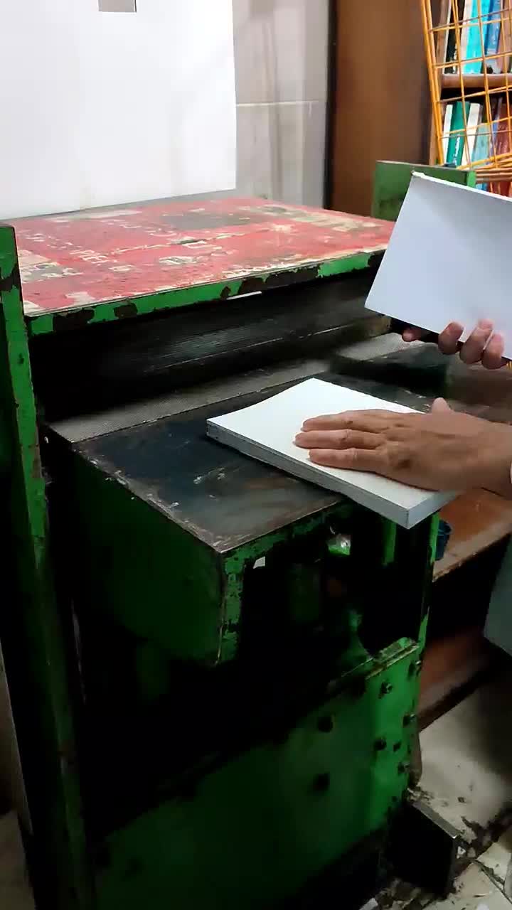 پرس صحافی و دستگاه گرد کن کتاب|ماشینآلات صنعتی|قم, آذر (نکویی)|دیوار