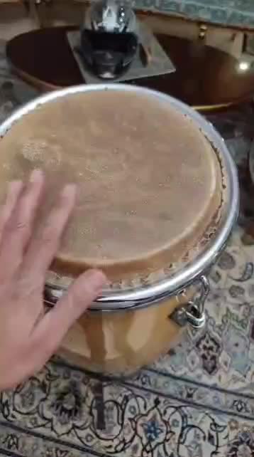 جیمبی تومبا بنگو بینگو|درام و پرکاشن|تهران, باغ فیض|دیوار