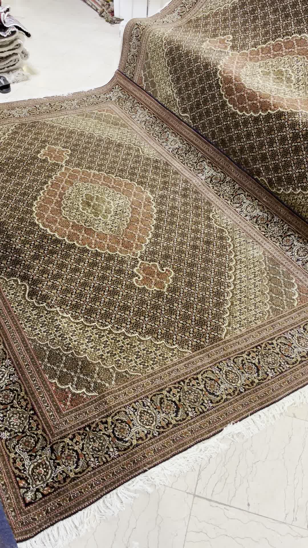 جفت شش متری ماهی|فرش|تهران, سعادت‌آباد|دیوار