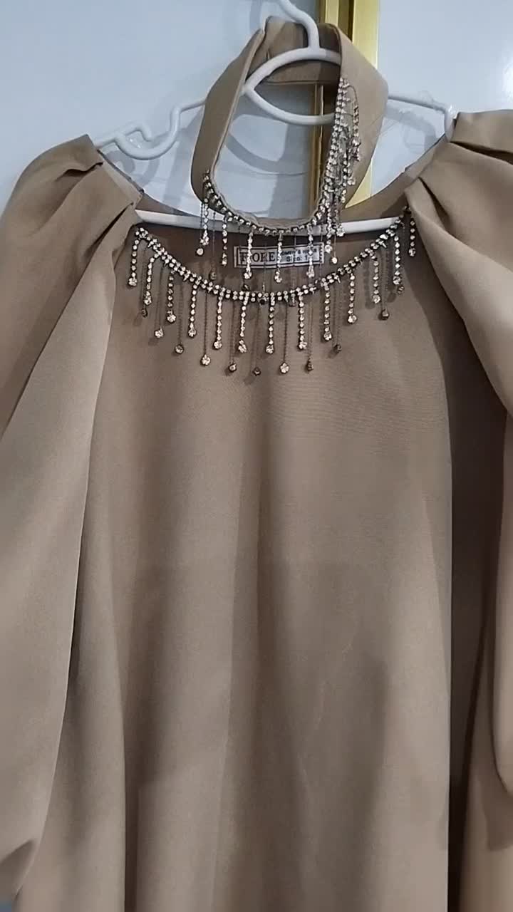 مجلسی|لباس|تاکستان, |دیوار