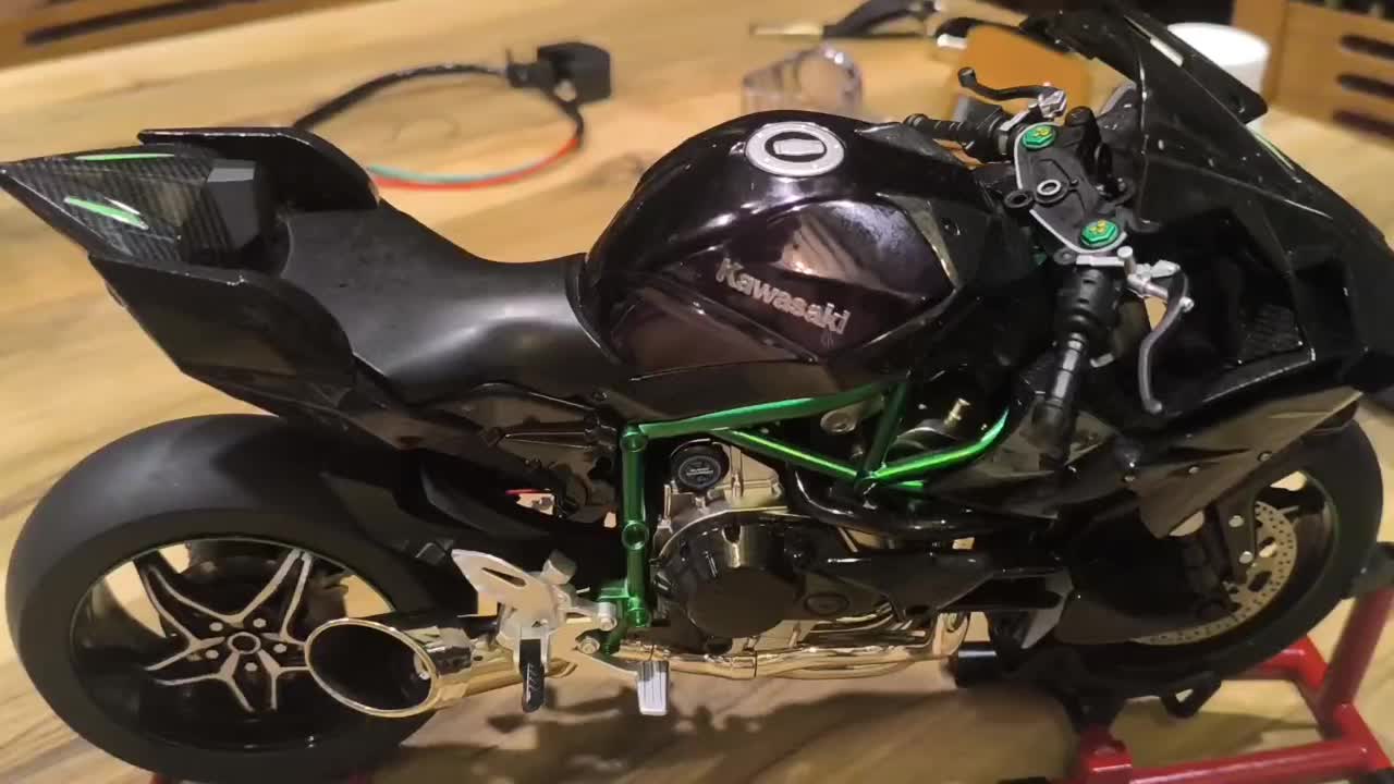 ماکت موتور نینجا کاوازاکی H2Rدودزا|کلکسیون و سرگرمی|کرج, فاز ۳ مهرشهر|دیوار