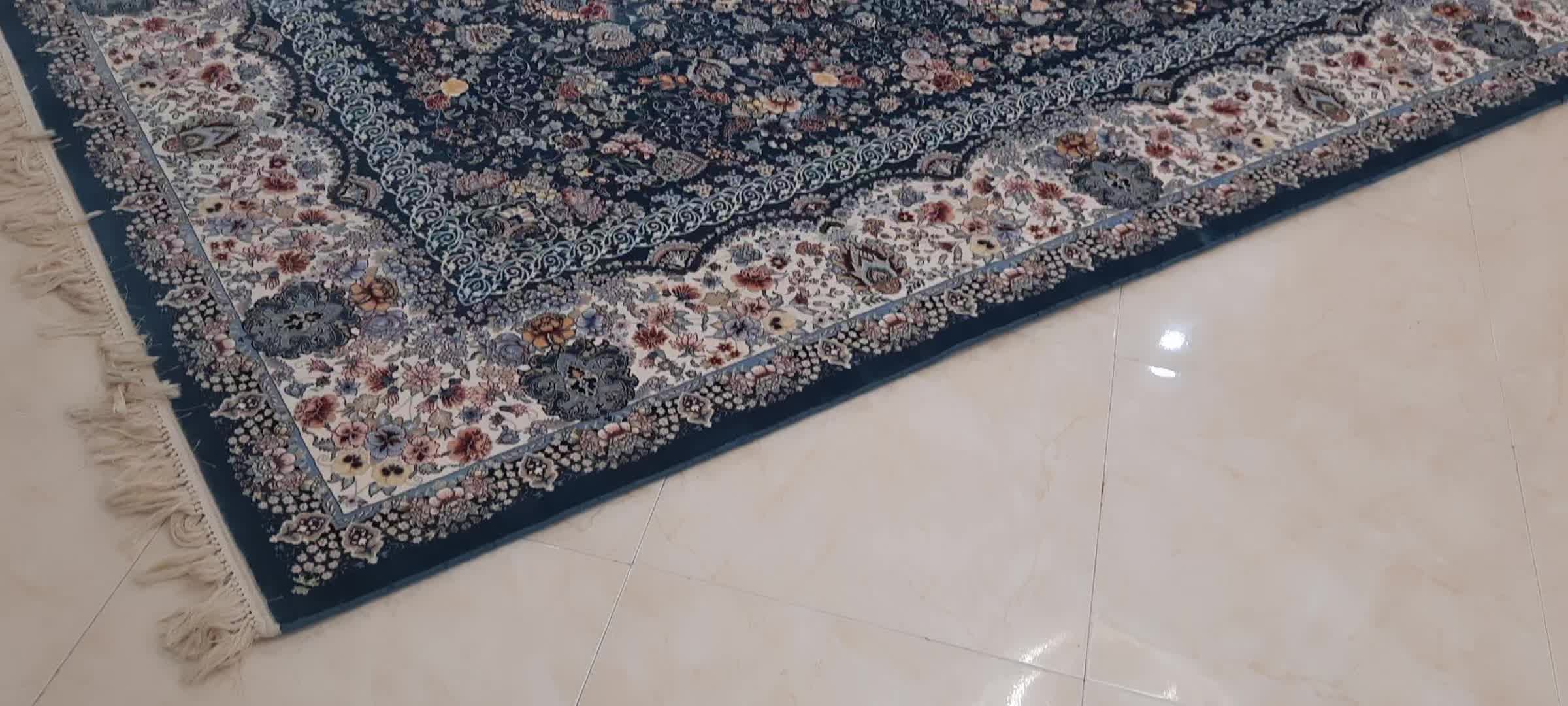 یک تخته فرش ۹ متری رز افشان|فرش|رودهن, |دیوار
