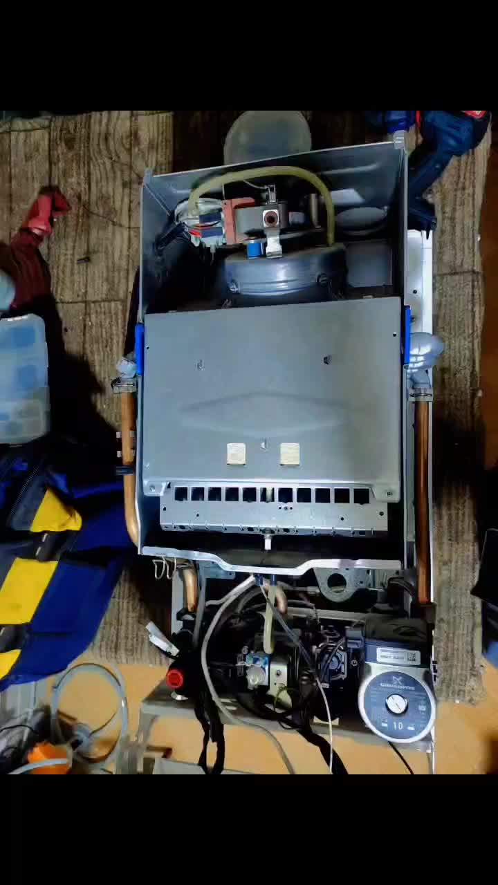 نمایندگی پکیج،آبگرمکن،کولرگازی نصب سرویس و تعمیرات|خدمات پیشه و مهارت|فردوسیه, |دیوار