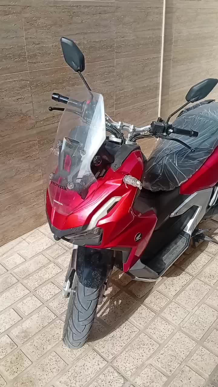 adv 160cc|موتورسیکلت|رباط‌کریم, رباط‌کریم|دیوار