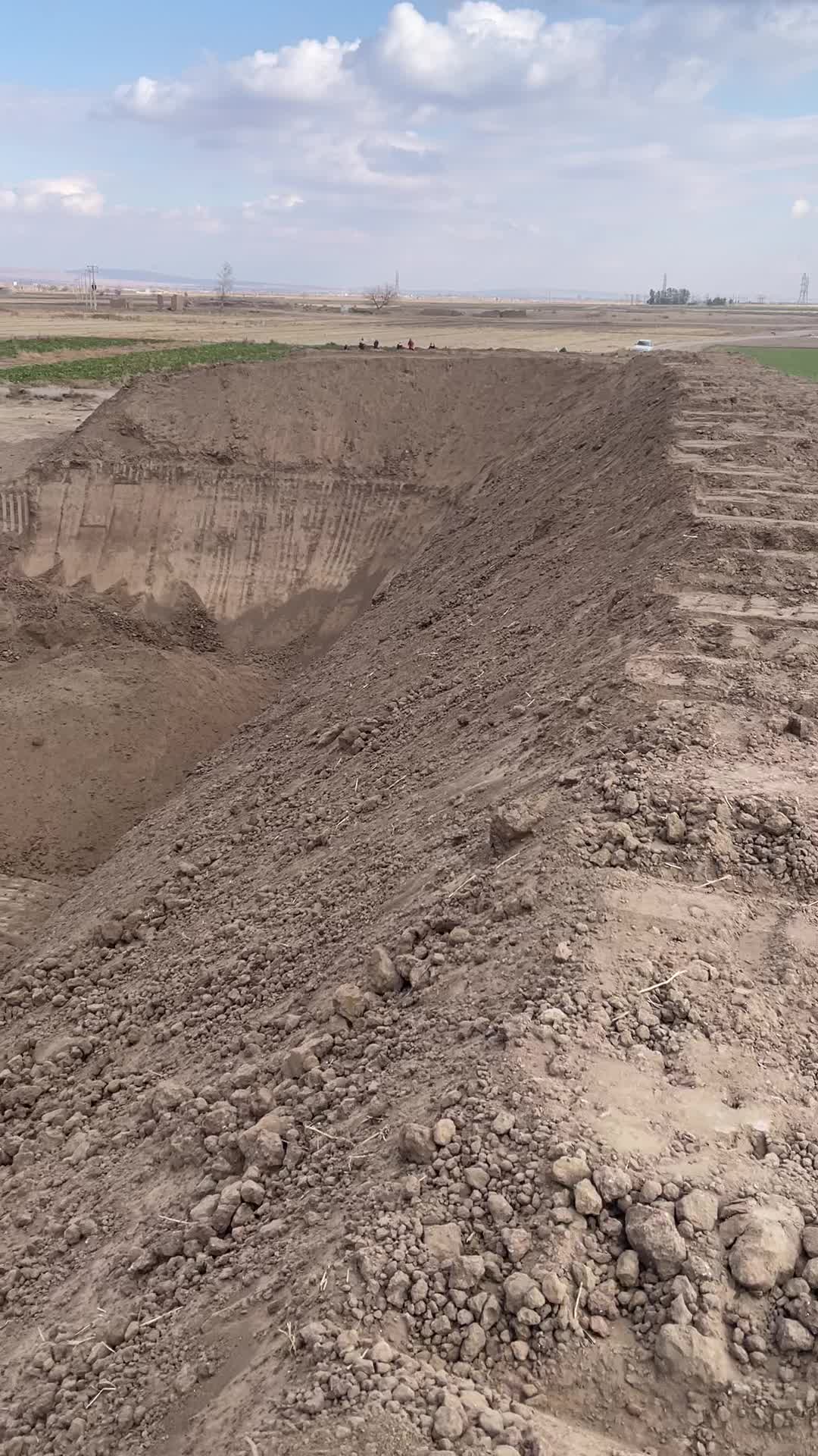 استخرهای ذخیره آب کشاورزی|خدمات پیشه و مهارت|سبزوار, سیادتی|دیوار