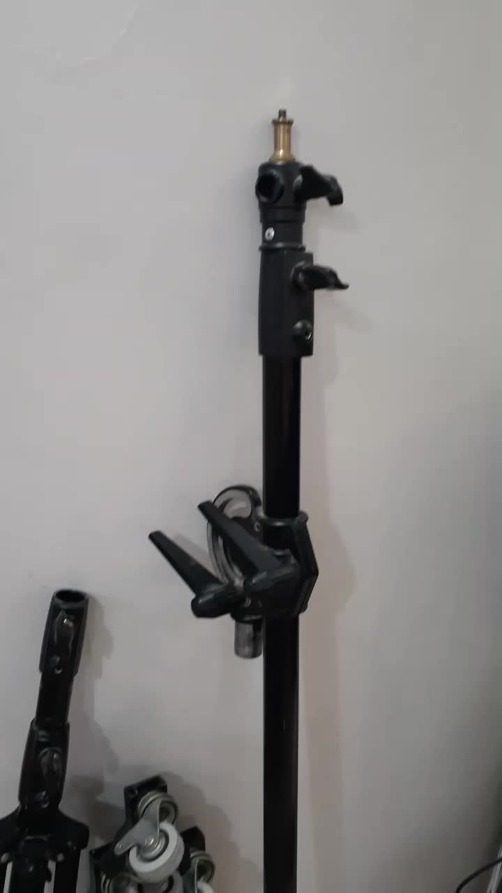 سهپایه چرخدار بوم عکاسی به همراه وزنه|دوربین عکاسی و فیلمبرداری|تهران, تهرانپارس غربی|دیوار