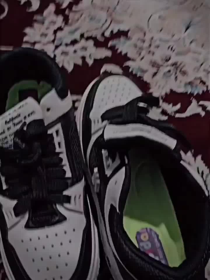 کتونی امیری|کیف، کفش، کمربند|بوئین و میاندشت, |دیوار