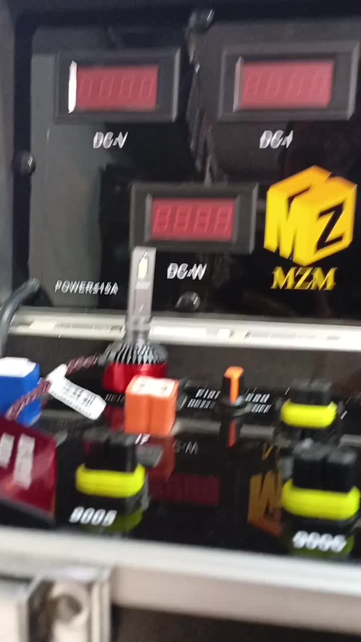 هدلایت نور زرد فابریک باکیفیت|قطعات یدکی و لوازم جانبی|مشهد, کوشش|دیوار