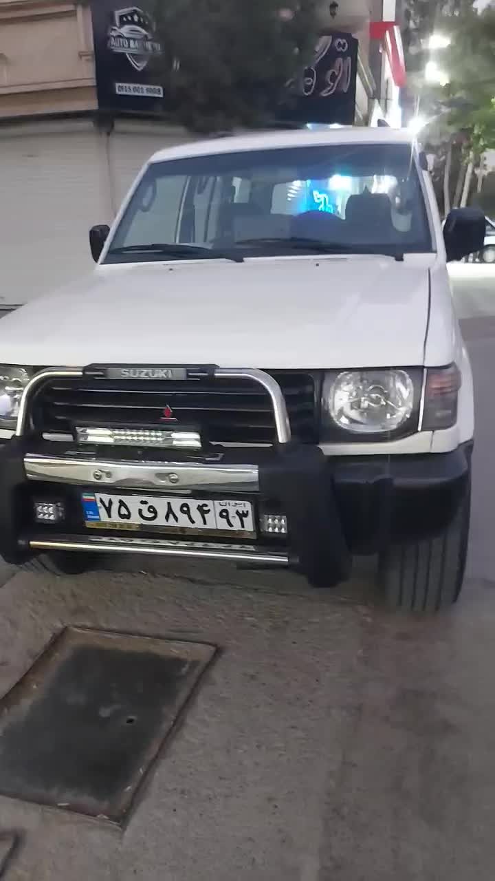 پاجیرو مدل ۲۰۰۰ موتور ۳۰۰۰|خودرو سواری و وانت|تهران, چیتگر جنوبی|دیوار