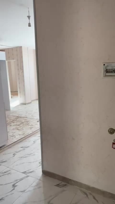 شیب راهه ۲خوابه برخیابان اصلی در گلدیس|فروش آپارتمان|شاهین‌شهر, شهرک گلدیس|دیوار