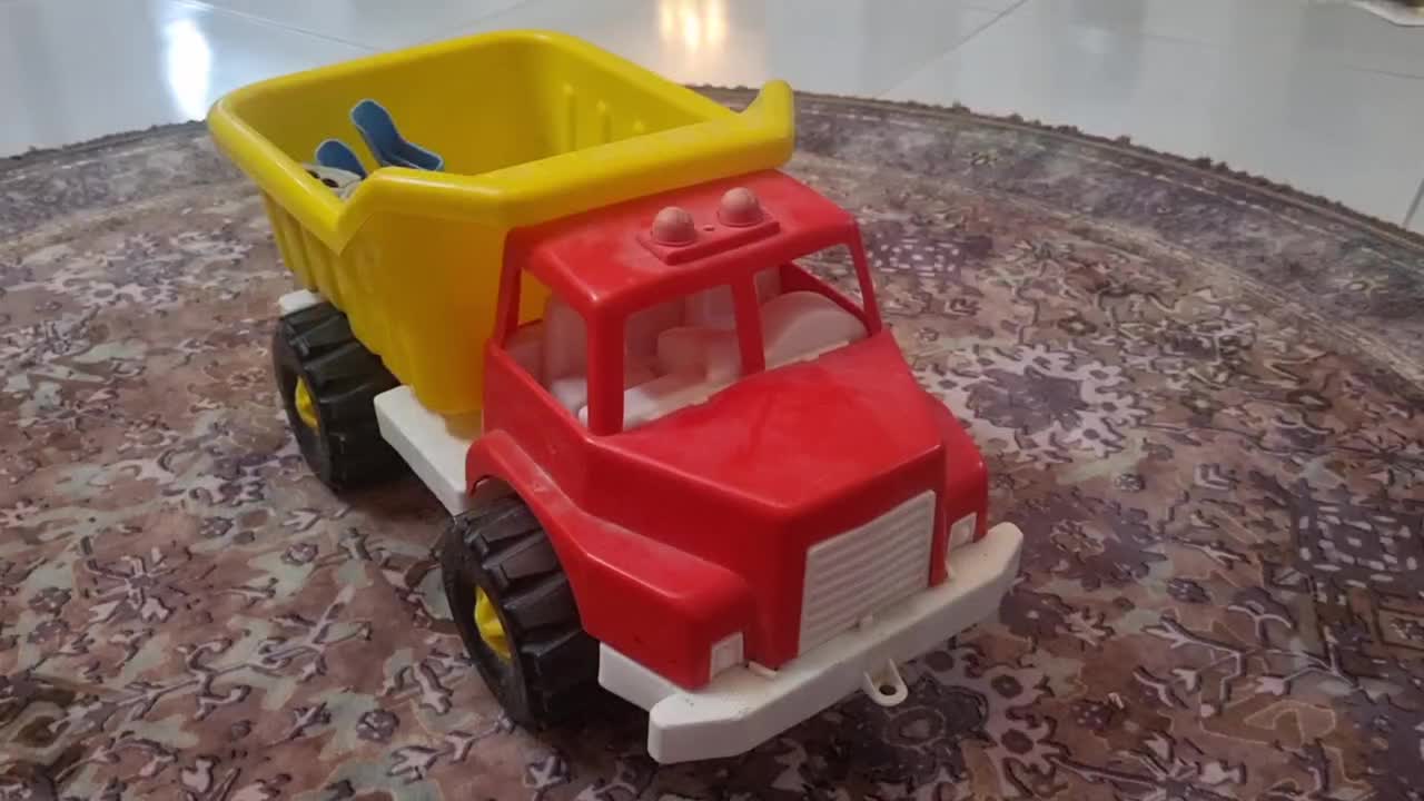 کامیون اسباب بازی|اسباببازی|قم, زنبیل آباد|دیوار