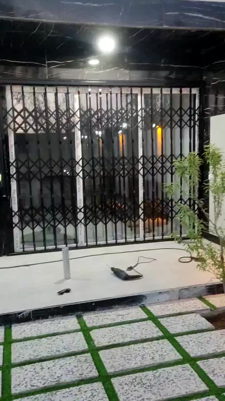 حفاظ آبشاری،نرده شاخ گوزنی،درب آکاردونی،آکاردئونی|خدمات پیشه و مهارت|شهریار, |دیوار
