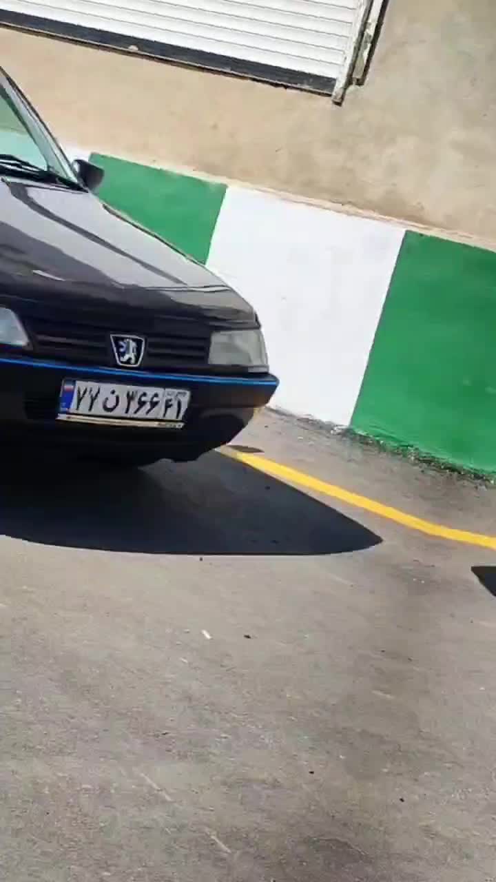 پژو ۸۳GLI|خودرو سواری و وانت|بروجرد, |دیوار