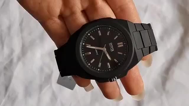 ساعت اسپرت داویکس بدن کربن ضد آب|ساعت|کرج, شهرک یاس جنوبی|دیوار