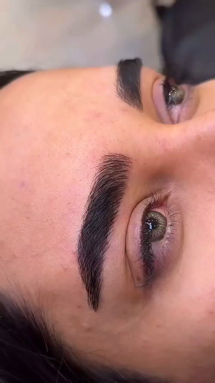 خدمات آرایش دائم ویژه بانوان در سالن|خدمات آرایشگری و زیبایی|بروجن, |دیوار