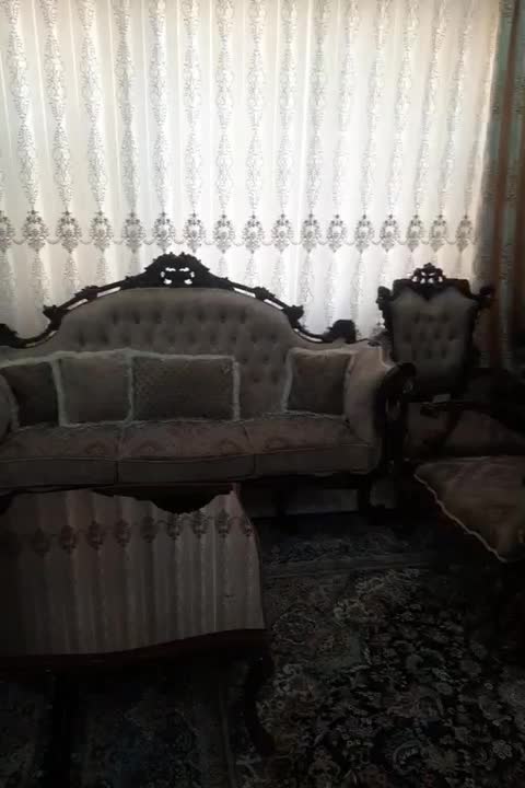 مبل سلطنتی چوبی در حد نو|مبلمان خانگی و میز عسلی|قم, عمار یاسر|دیوار