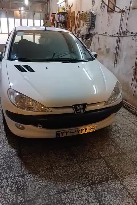 پژو 206 تیپ2 سفید مدل98 بیرنگ|خودرو سواری و وانت|رباط‌کریم, وهن آباد|دیوار