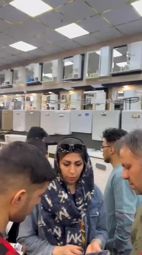 فروشگاه تولیدی روشوییUV Glossy انبار پخش کابینتی+|لوازم سرویس بهداشتی|تهران, یافت آباد جنوبی|دیوار