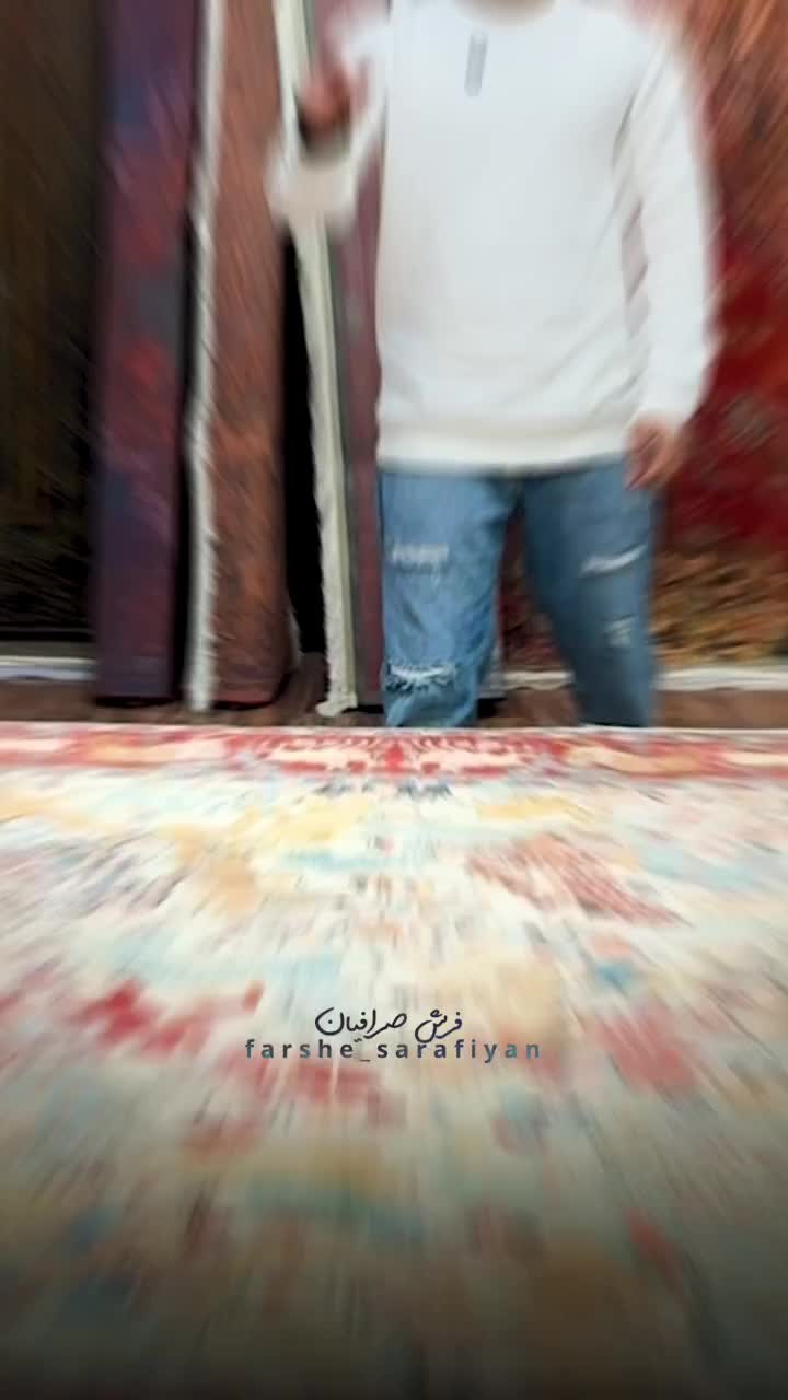 قالی شرابی رنگ ابریشمی|فرش|تهران, هروی|دیوار