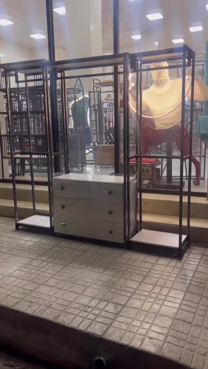 نمایشگاه آینه های فلزی دفرمه نوردار (( ستوده ))|آینه|کرج, گلدشت|دیوار