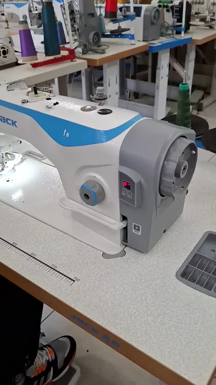 چرخخیاطی راسته دینام سرخوده مارک جک f8|چرخ خیاطی و ریسندگی|تهران, سجاد|دیوار