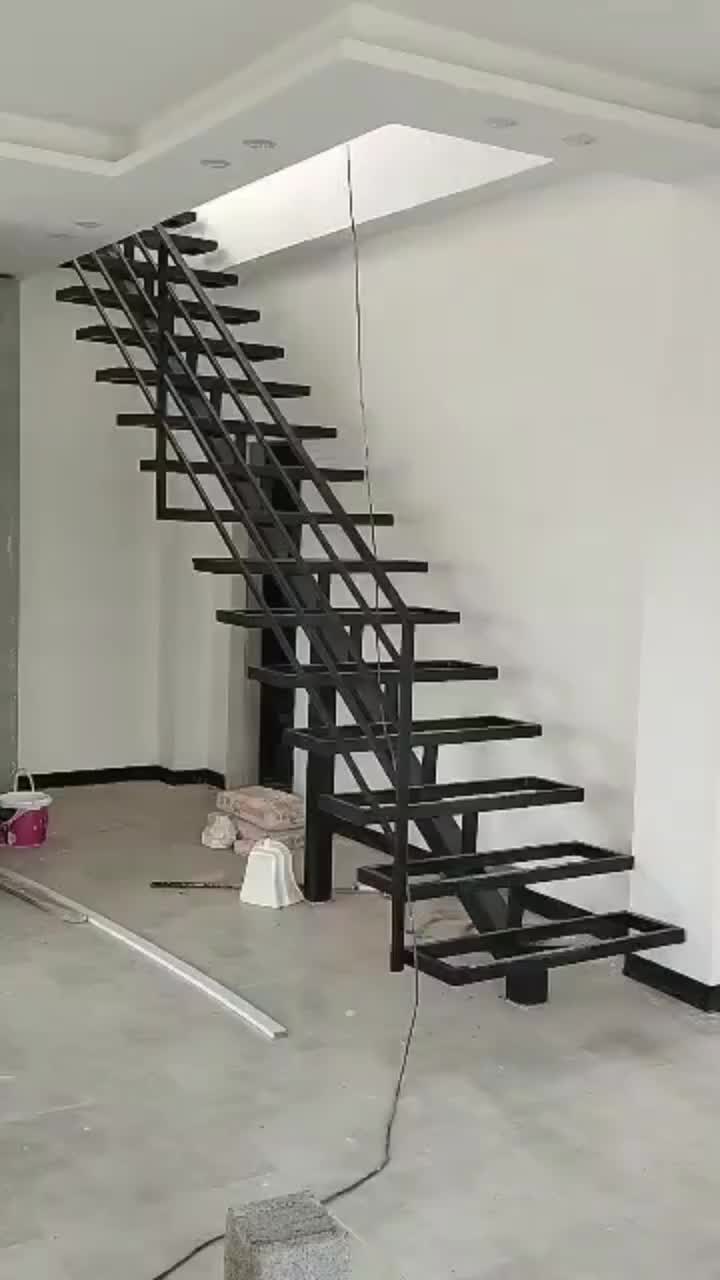 جوشکاری سیار ساختمان طراحی واجرای  پله (حاجی زاده)|خدمات پیشه و مهارت|رشت, یخسازی|دیوار