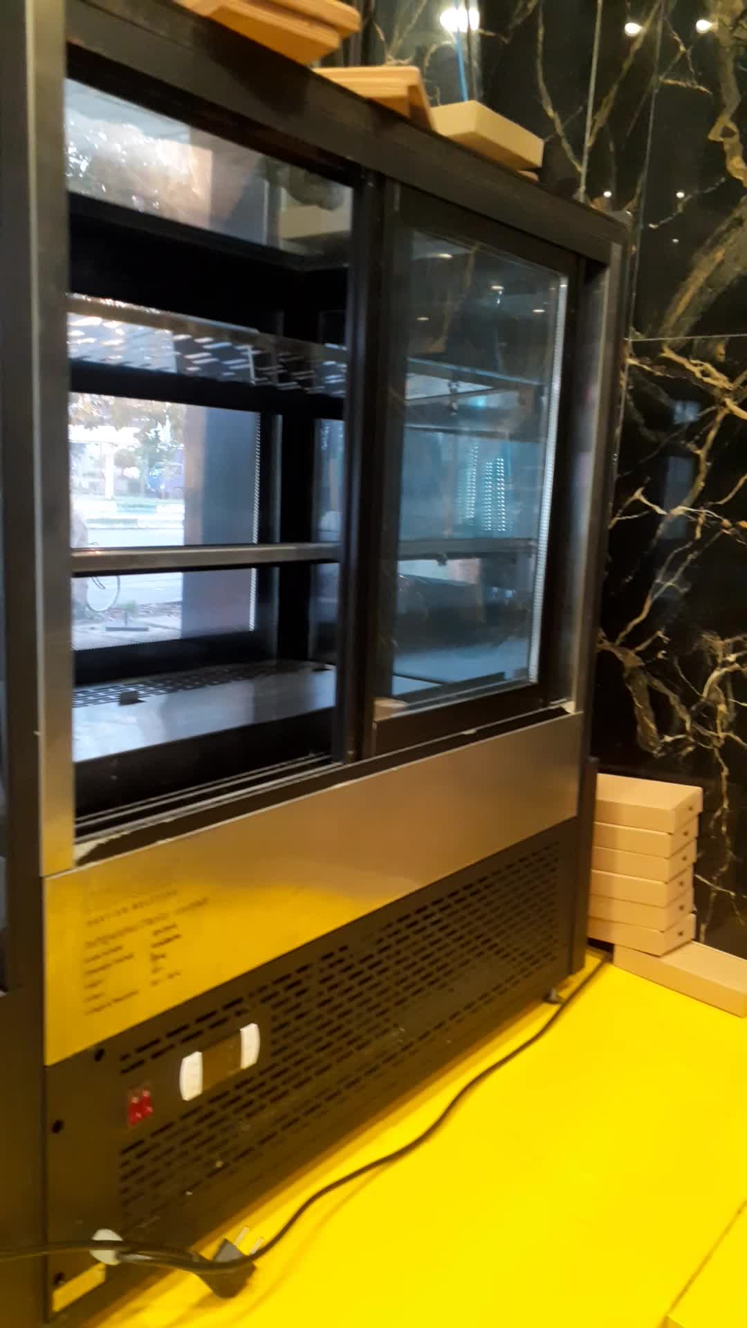 شوکیک یخچالی ۹۰ سانت خارجی onechef|کافی‌شاپ و رستوران|امیرکلا, |دیوار