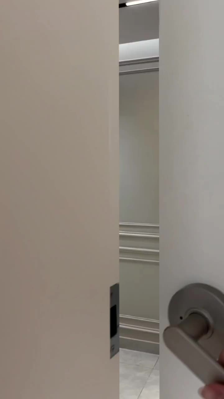 پخش لاین نوری قرنیزنوری لاینر چراغ دکوراتیوهالوژن|لامپ و چراغ|تبریز, |دیوار