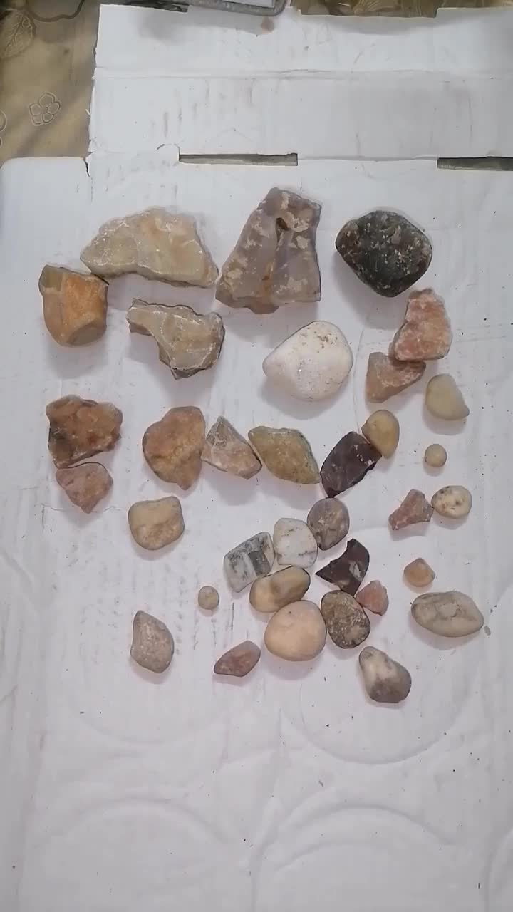 سنگ های خیلی قیمتی و قشنگ|جواهرات|بجنورد, |دیوار