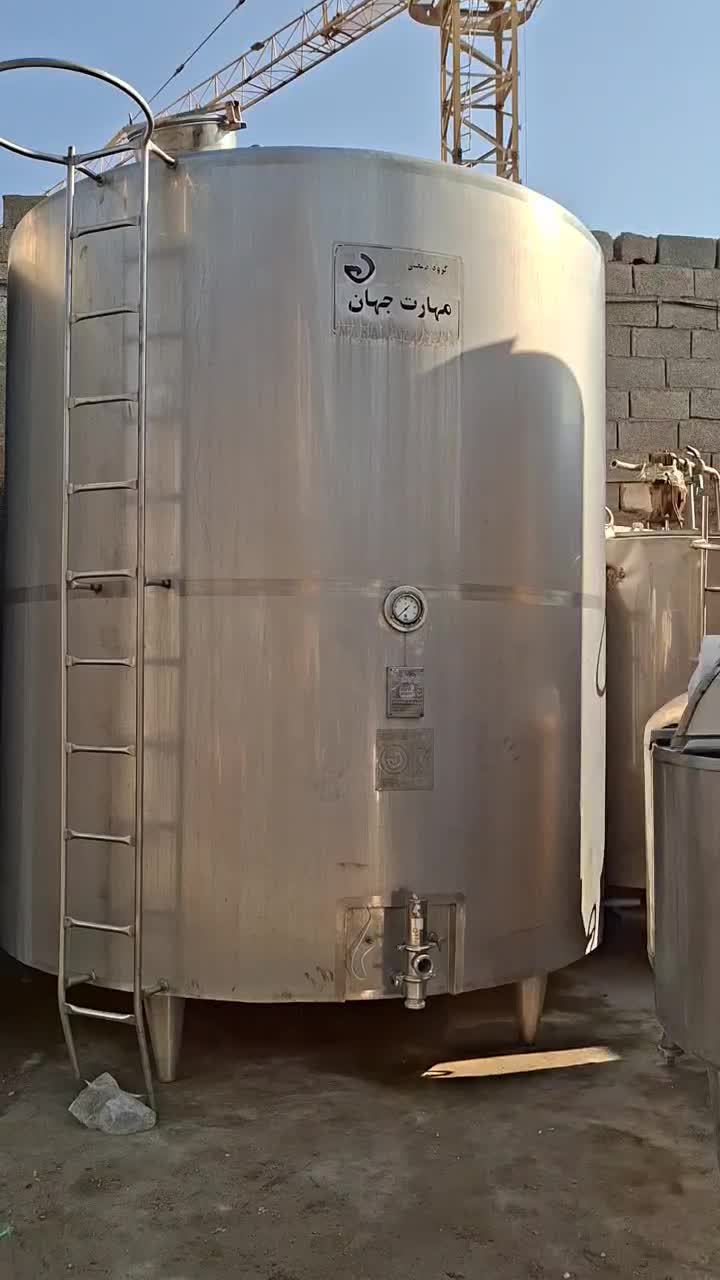 فروش تانکر استیل 15000لیتری دوجداره میکسر بغل مخزن|ماشین‌آلات صنعتی|تهران, چیتگر جنوبی|دیوار