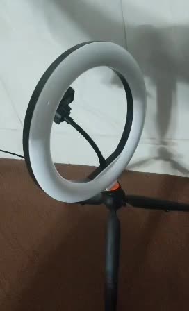 رینگ لایت با سهپایه ۳ نور مختلف قابلیت تنظیم نور|لوازم جانبی موبایل و تبلت|نجفآباد, ویلاشهر|دیوار