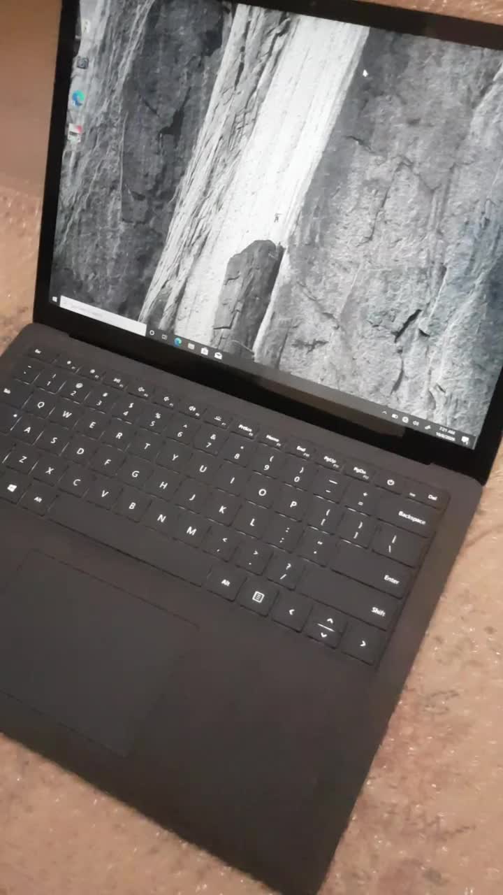 Surface laptop 1|رایانه همراه|اسفراین, |دیوار