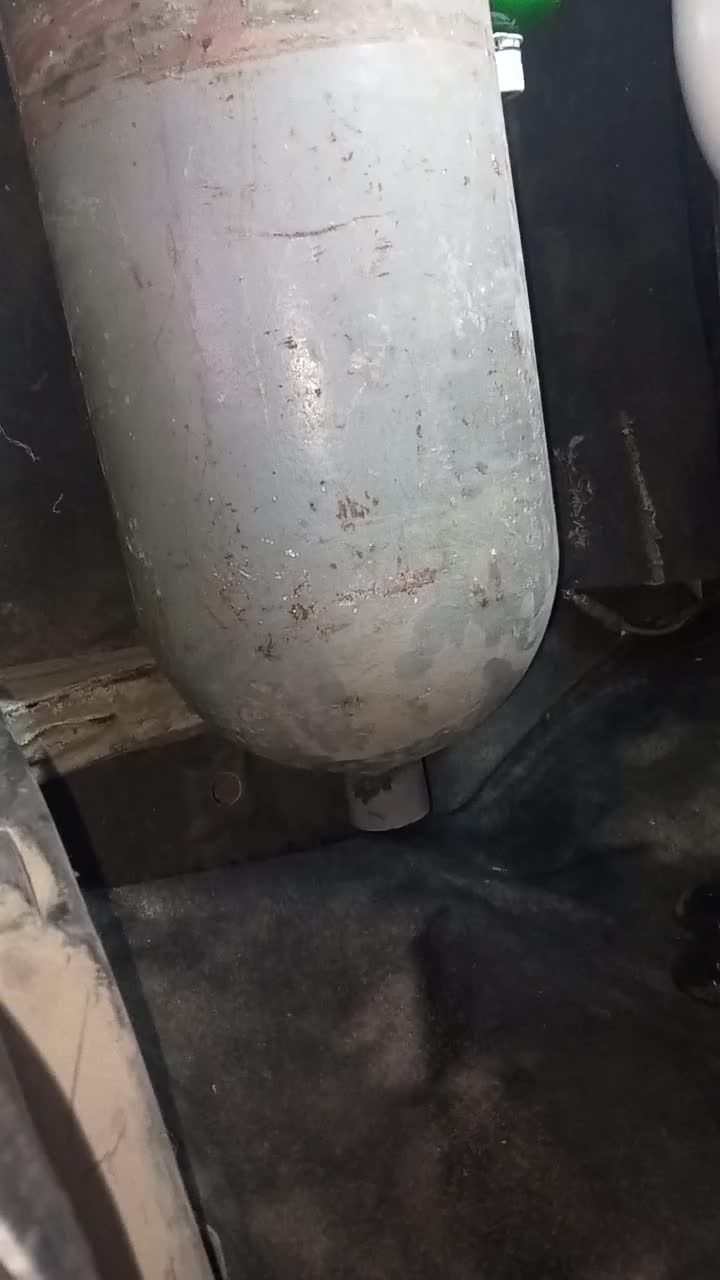 کپسول ۳۵ لیتری مربوط به نیسان|قطعات یدکی و لوازم جانبی|امیدیه, |دیوار