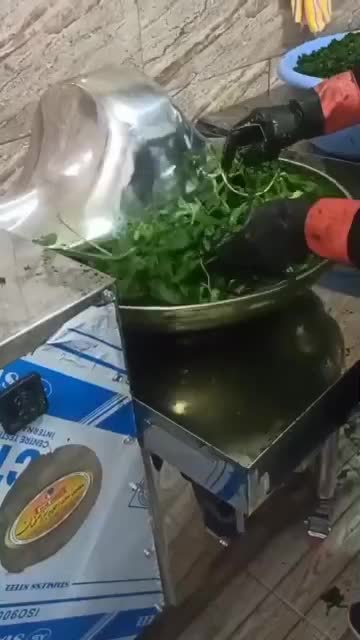 سبزی انواع سبزی و پیاز سرخ شده و بادمجان|خوردنی و آشامیدنی|رشت, نامجو|دیوار