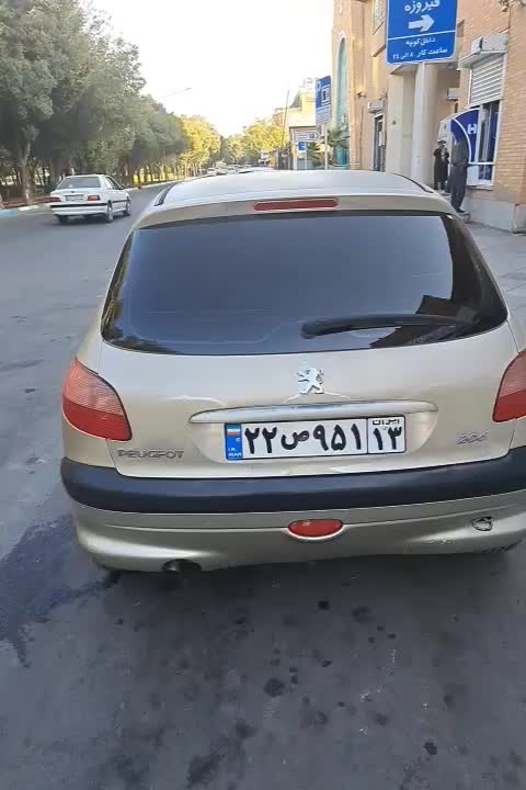 پژو ۲۰۶ 206 مدل 1382 ۱۳۸۲ تمیز بدون رنگ شاسیا سالم|خودرو سواری و وانت|اصفهان, بوستان آینه خانه|دیوار