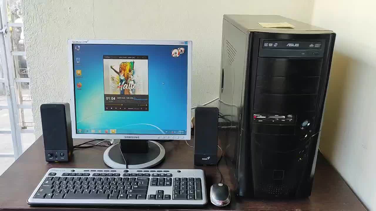 کامپیوتر ۳۸۰۰ رم ۴ ddr2 هارد ۳۲۰ گرافیک ۱|رایانه رومیزی|چالوس, |دیوار