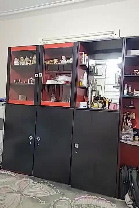 ۴ عدد کمد که سالم و تمیز بدون شکستگی|کتابخانه، شلف، قفسه‌های دیواری|هشتگرد, هشتگرد قدیم|دیوار