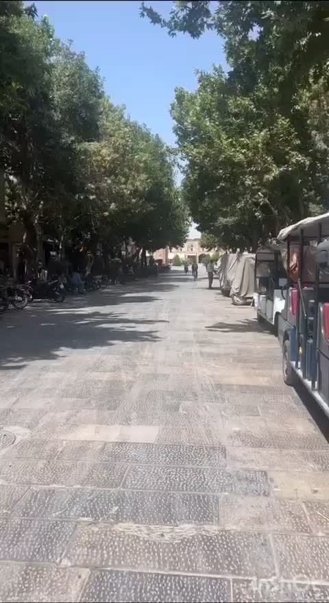فروش پاساژ فعال مشرف به نقش جهان اصفهان|فروش مغازه و غرفه|اصفهان, نقش جهان|دیوار