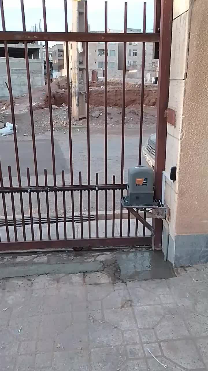 نصب و تعمیر جک پارکینگ و کرکره برقی و درب برقی|خدمات پیشه و مهارت|پرند, فاز ۳|دیوار