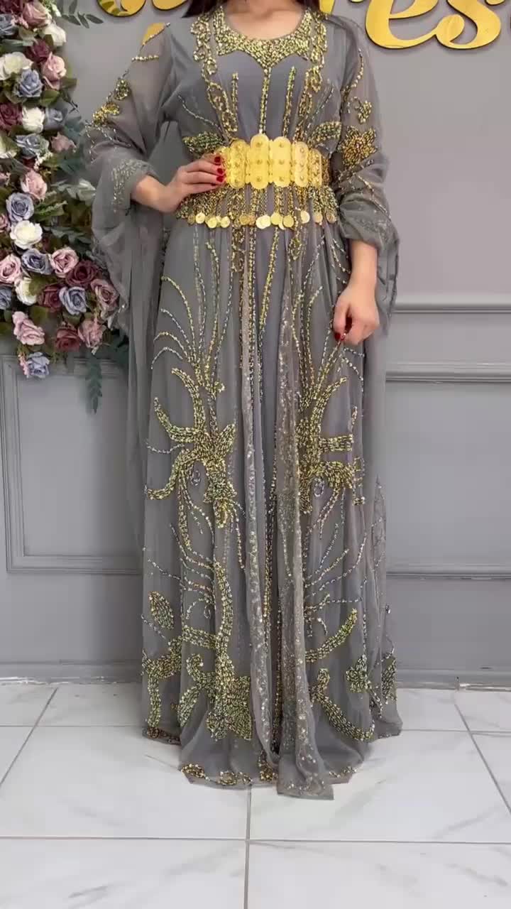 لباس های مجلل|لباس|ساری, |دیوار