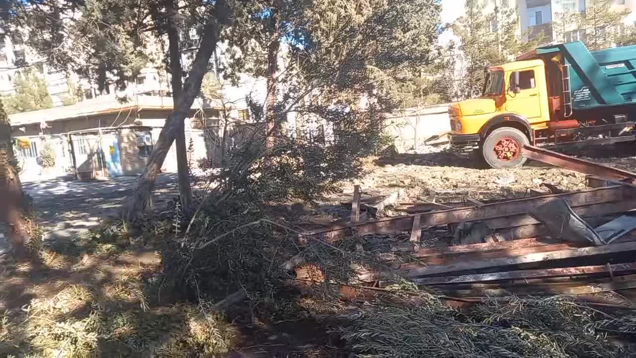 تخریب ساختمان وخاکبرداری کوثر (باپروانه کار)|خدمات پیشه و مهارت|مشهد, احمدآباد|دیوار