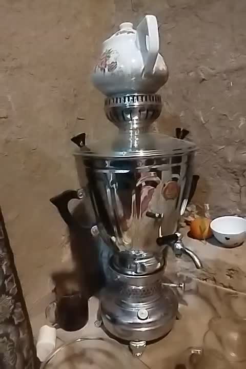 سماور نفتی نو استفاده نشده|کلکسیون اشیاء عتیقه|آزادشهر, |دیوار