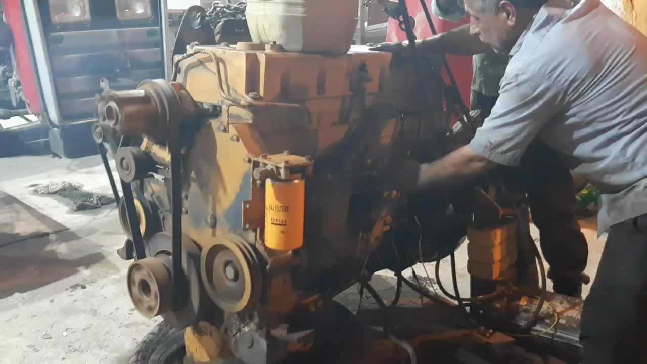 موتور کومنز M11 اصلی آمریکا میلنگ استانداردسوپردار|ماشین‌آلات صنعتی|اصفهان, امین‌آباد|دیوار
