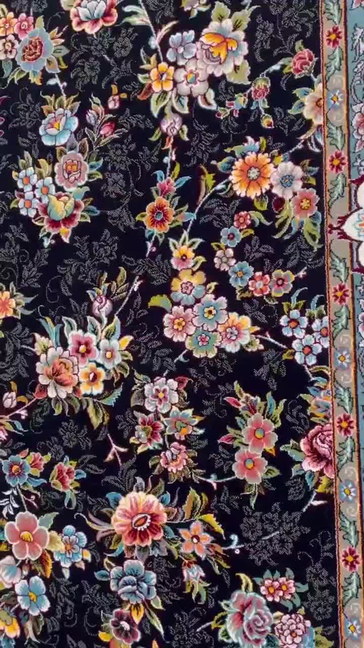 فرش آرمیتا سرمه ای حاشیه کرم ۷۰۰شانه ۱۲و۹و۶ متری|فرش|قم, باجک دو|دیوار